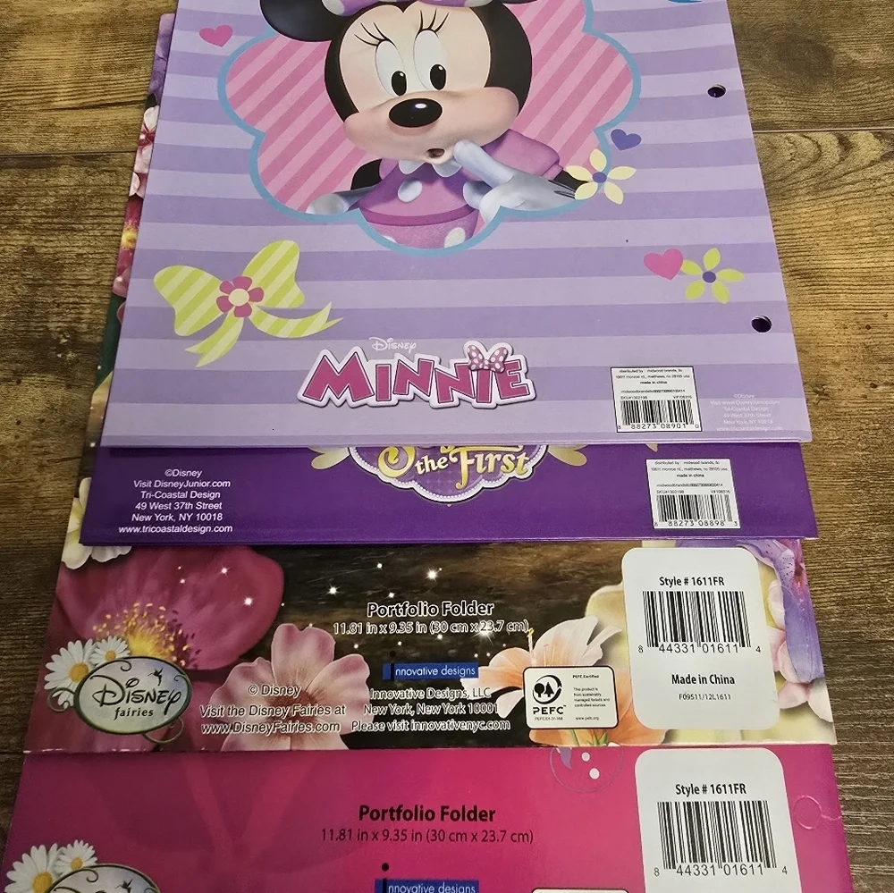 New Girls Disney Portfoilo Folder Lot Of 4, Mini Mouse, Tinker Bell, Sophia